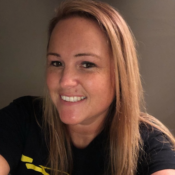 Meet your Posher, Nona - Picture 2 of 8